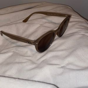 Ray ban sun glasses